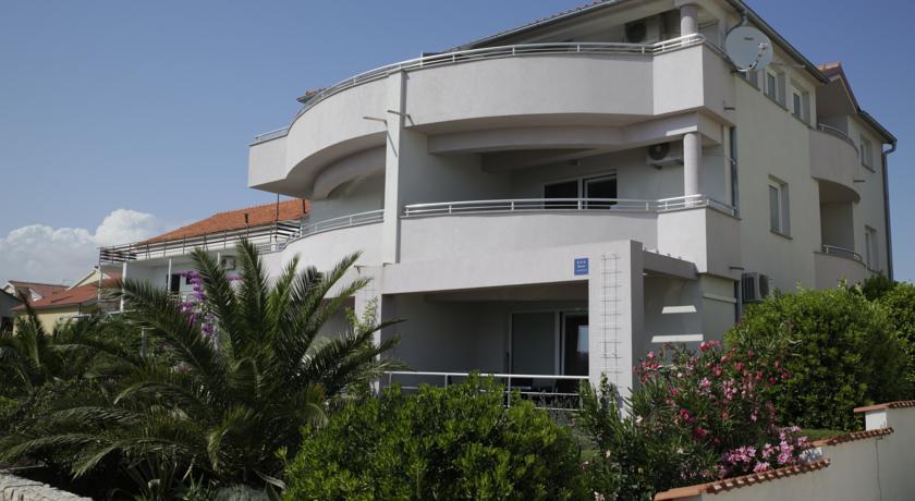 Apartments Resman Βόντιτσε Εξωτερικό φωτογραφία