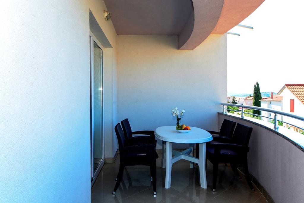 Apartments Resman Βόντιτσε Εξωτερικό φωτογραφία