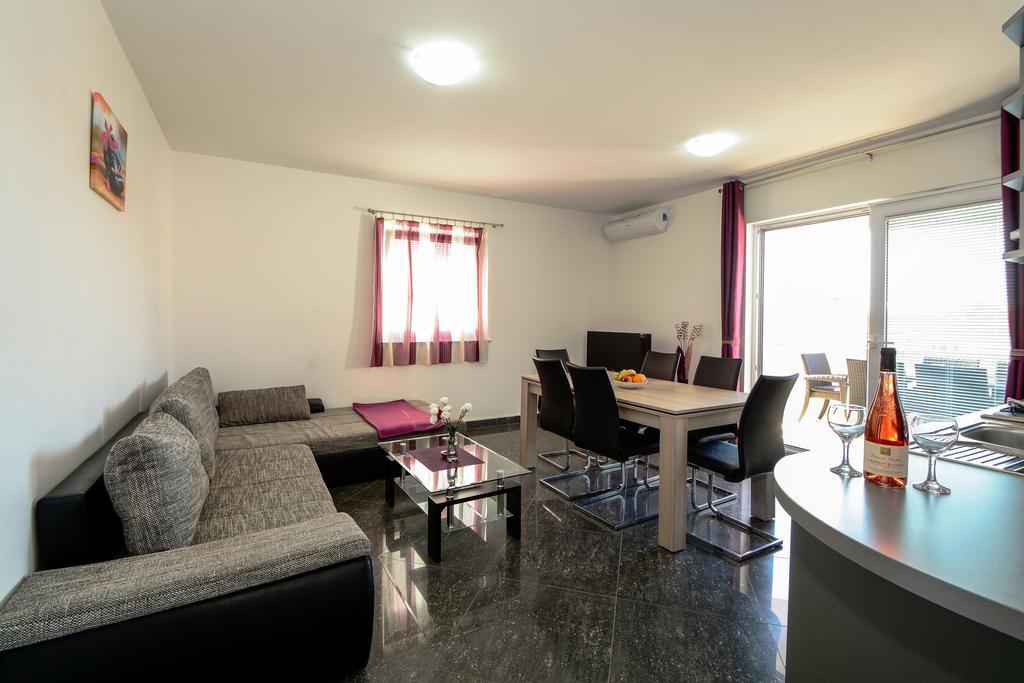 Apartments Resman Βόντιτσε Εξωτερικό φωτογραφία