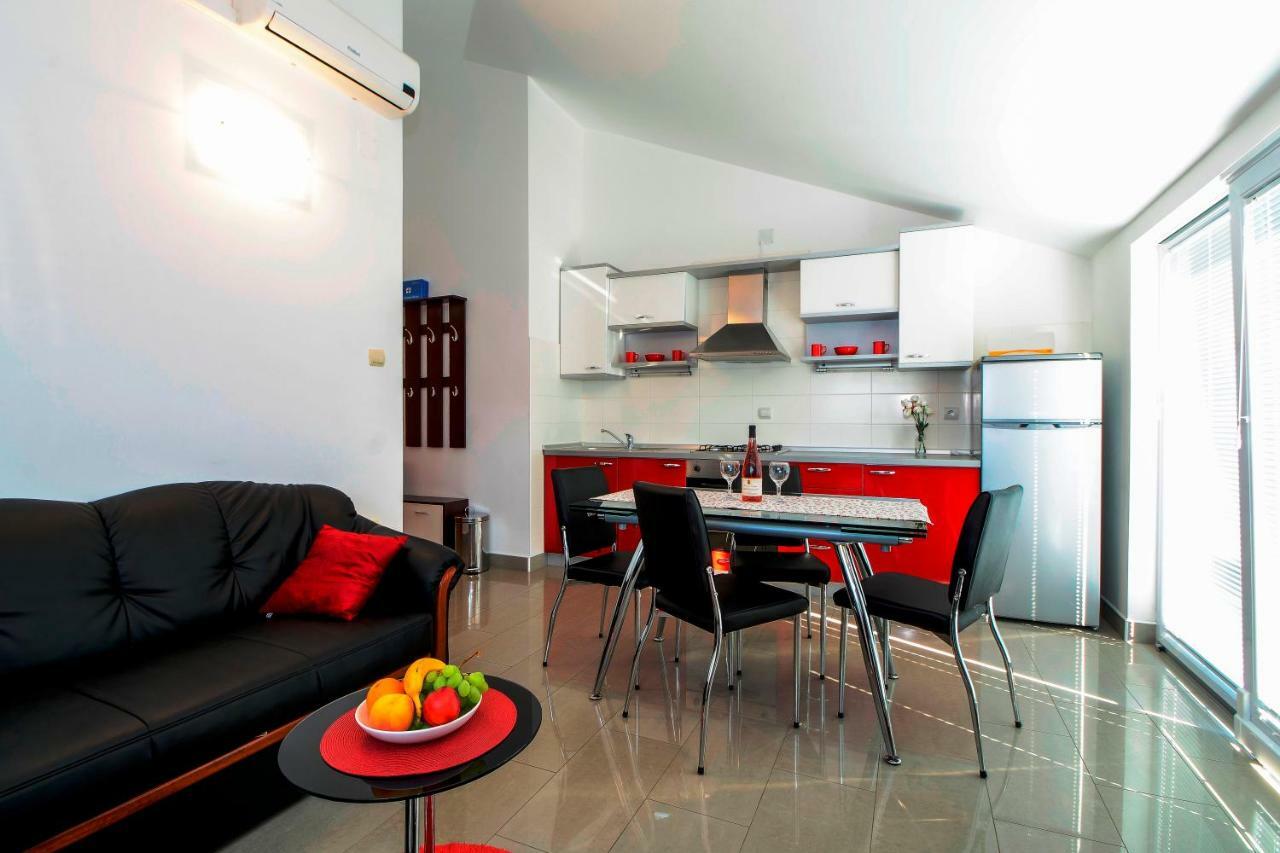 Apartments Resman Βόντιτσε Δωμάτιο φωτογραφία